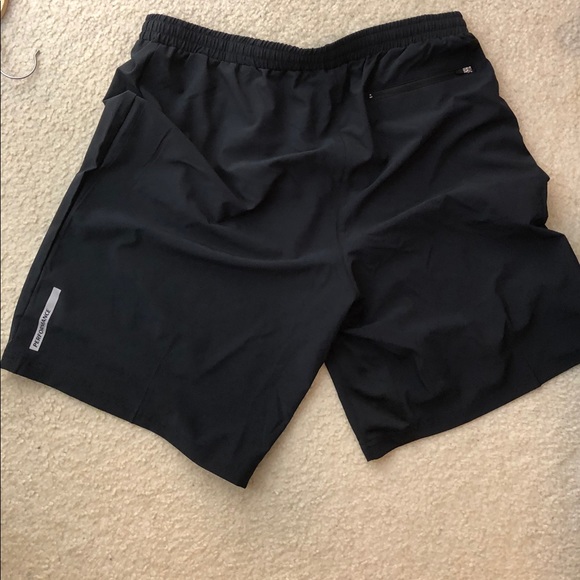 Performance Shorts - Picture 2 of 3
